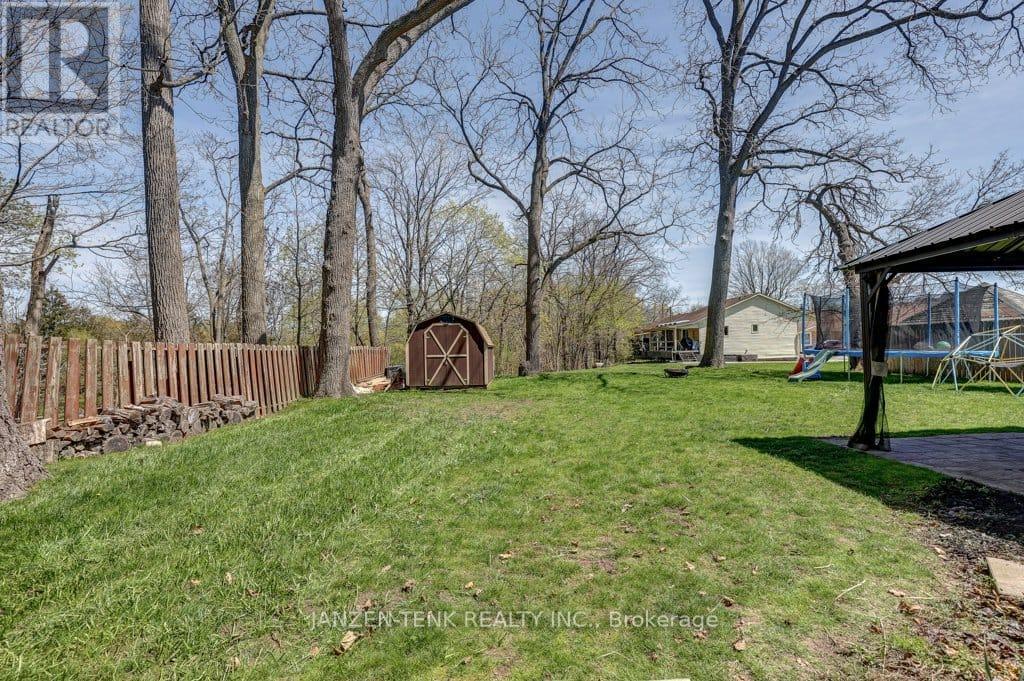 17 Oak Street, Aylmer, Ontario  N5H 1G3 - Photo 31 - X12484159