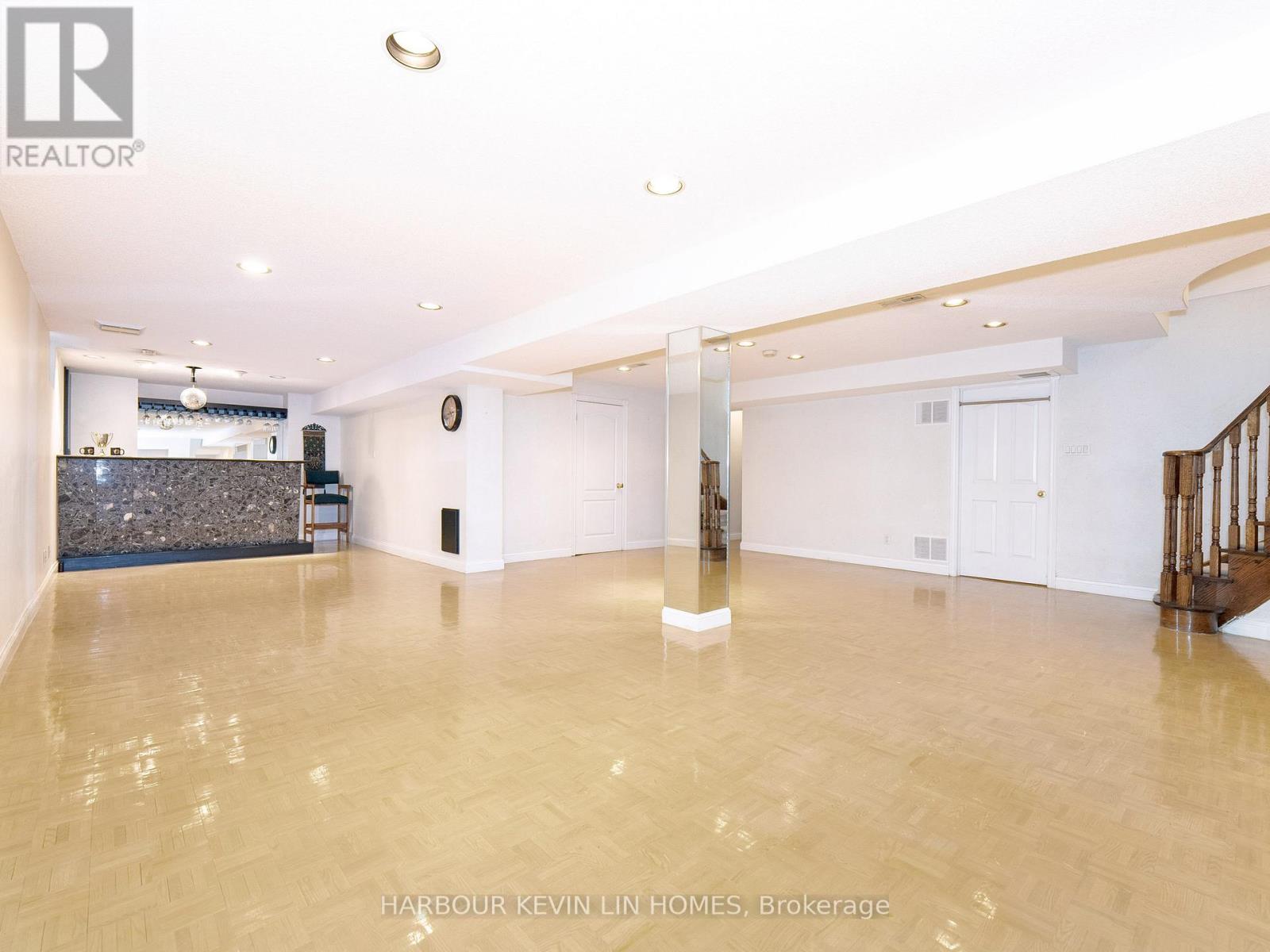 41 Montclair Road, Richmond Hill (Bayview Hill), Ontario  L4B 2S6 - Photo 35 - N12478601