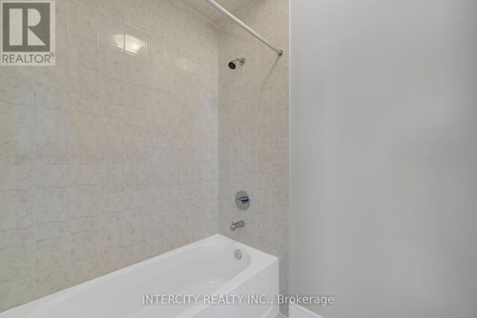 16 Keyworth Crescent, Brampton, Ontario  L6R 4G3 - Photo 29 - W12465295