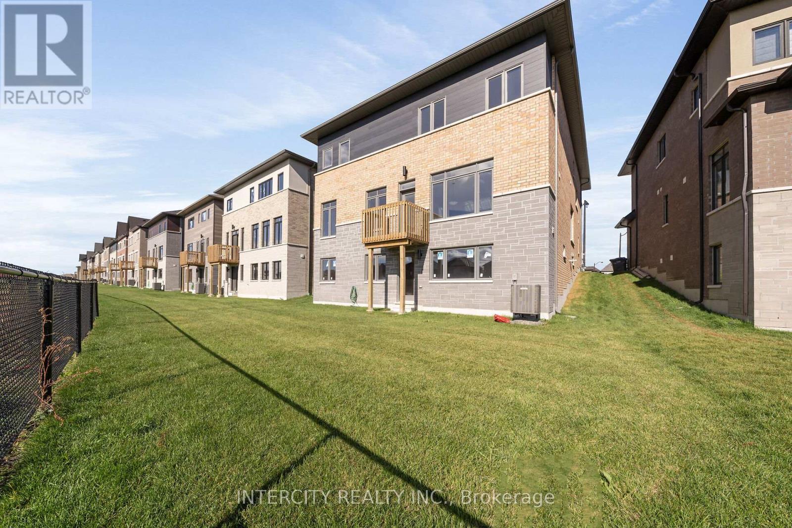 16 Keyworth Crescent, Brampton, Ontario  L6R 4G3 - Photo 36 - W12465295