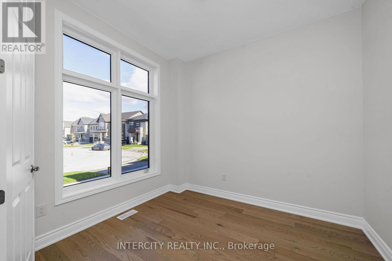 16 Keyworth Crescent, Brampton, Ontario  L6R 4G3 - Photo 19 - W12465295