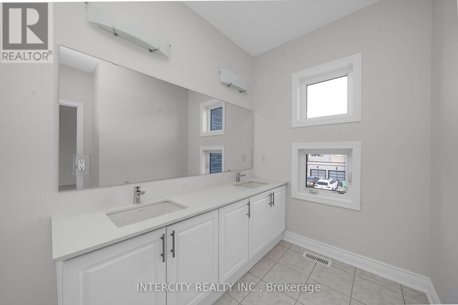 16 Keyworth Crescent, Brampton, Ontario  L6R 4G3 - Photo 28 - W12465295