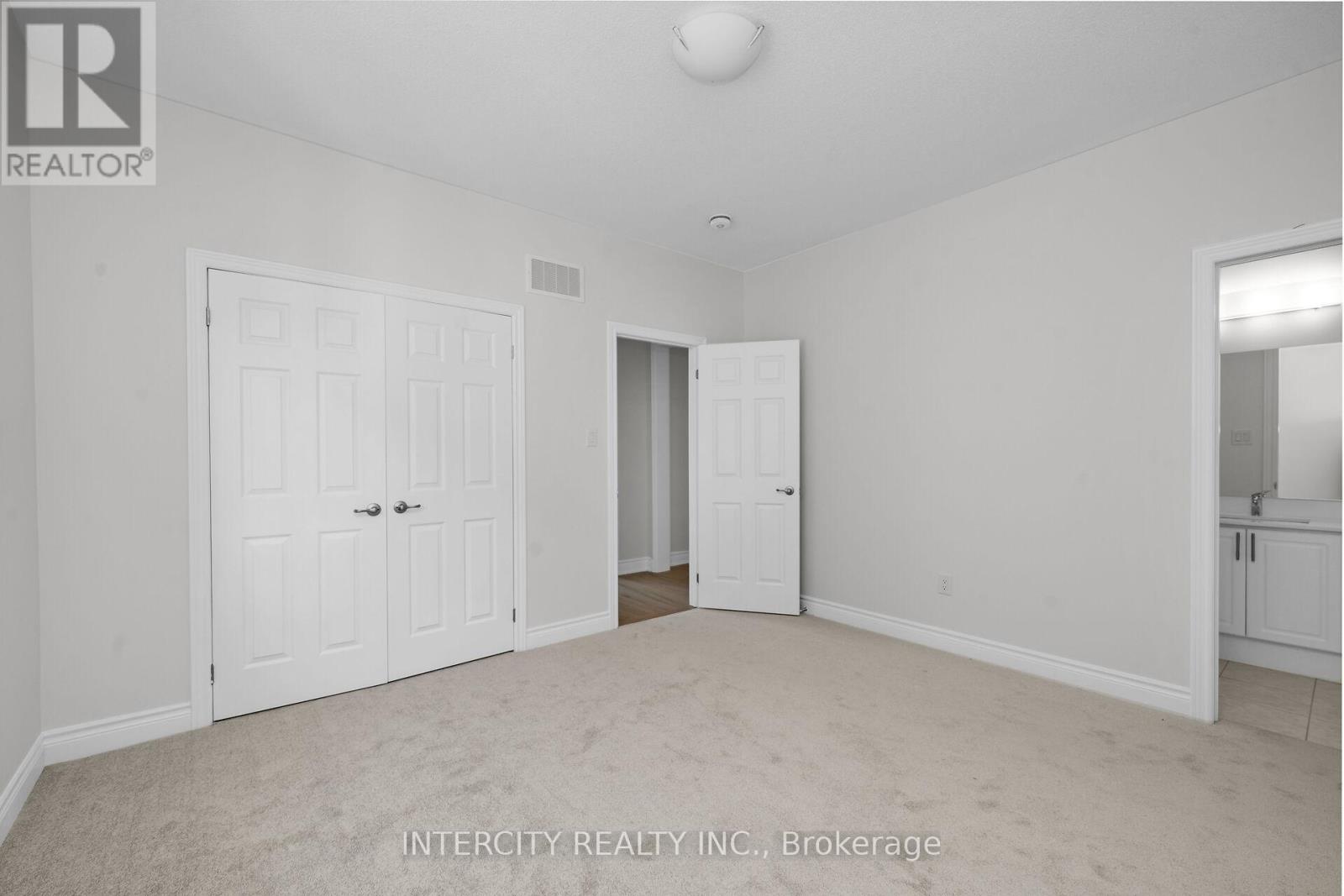 16 Keyworth Crescent, Brampton, Ontario  L6R 4G3 - Photo 33 - W12465295