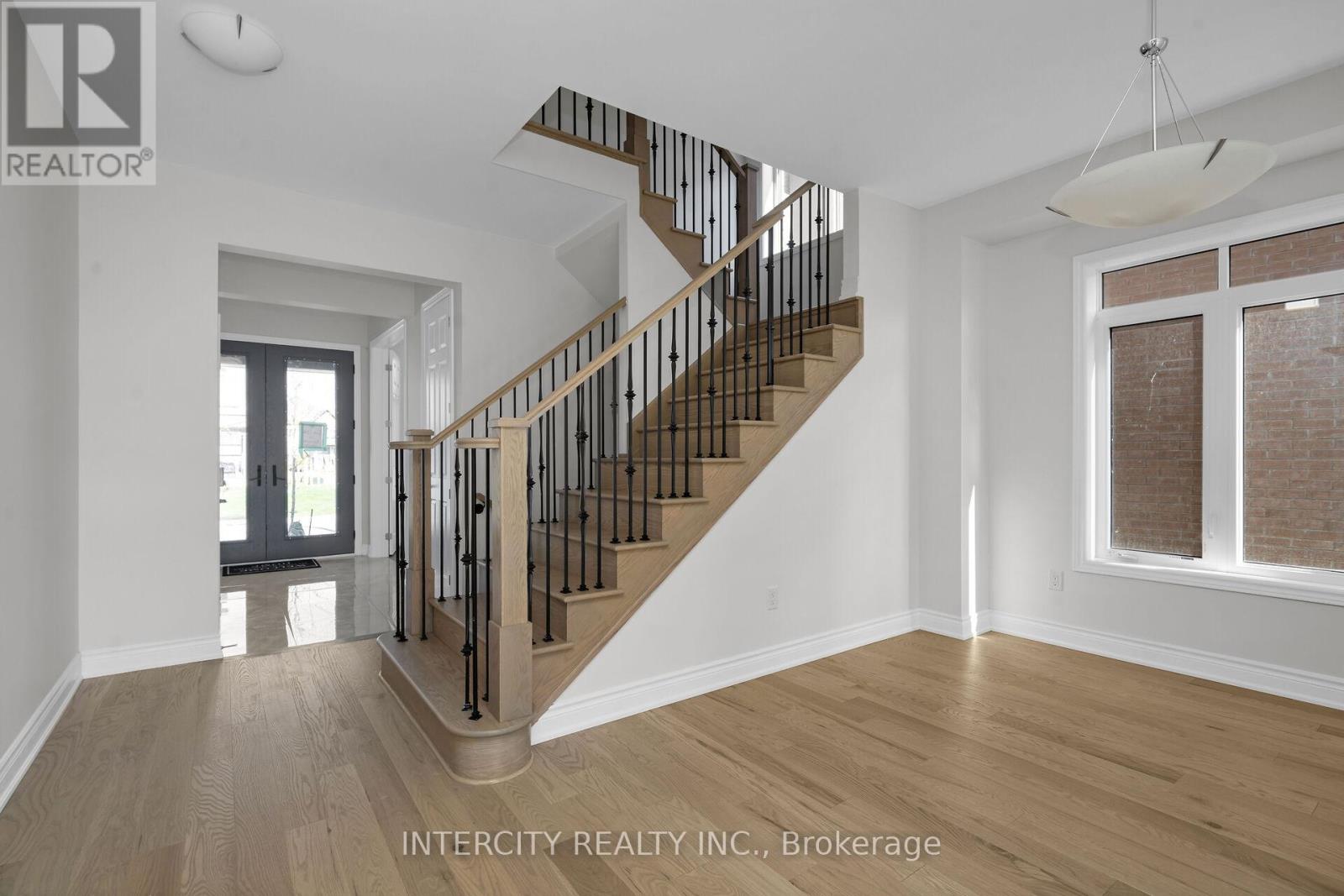16 Keyworth Crescent, Brampton, Ontario  L6R 4G3 - Photo 20 - W12465295