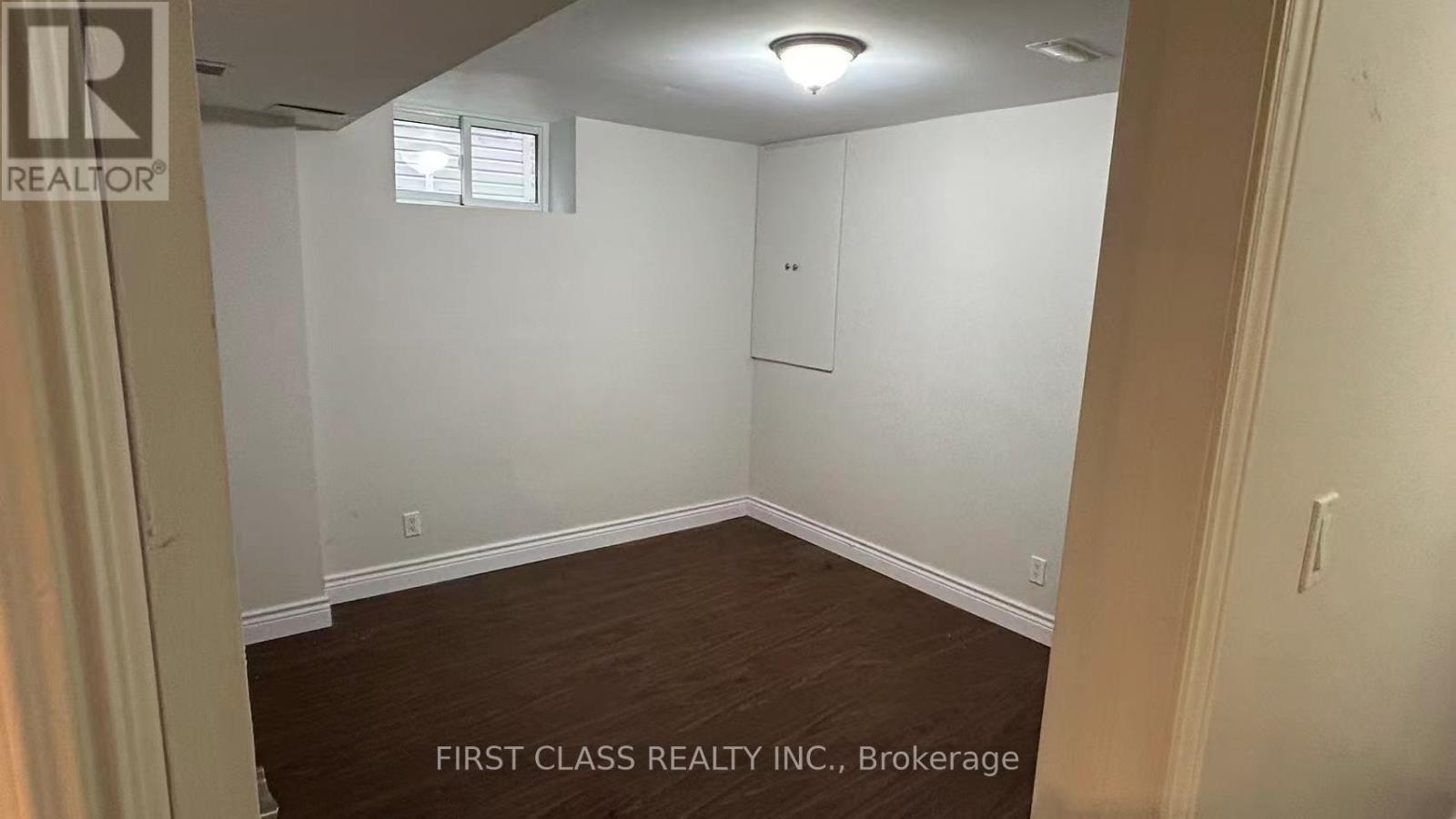 Main& Basement - 65 Drakefield Road, Markham, Ontario  L3P 1G9 - Photo 11 - N12484102