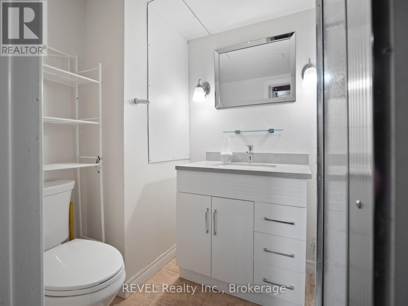 95 Windward Street, St. Catharines, Ontario  L2M 4C4 - Photo 17 - X12484204