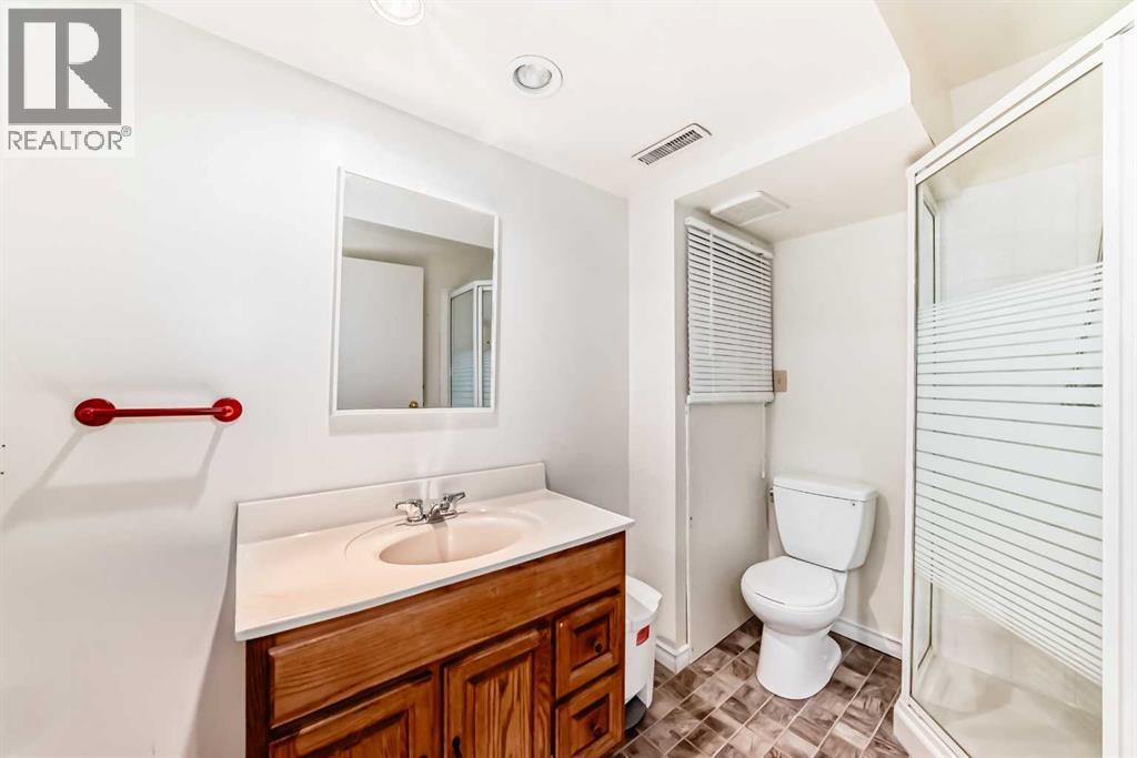 16, 28 Berwick Crescent Nw, Calgary, Alberta  T3K 1Y7 - Photo 23 - A2250344