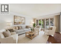 10 VILLA Court, Hamilton, Ontario