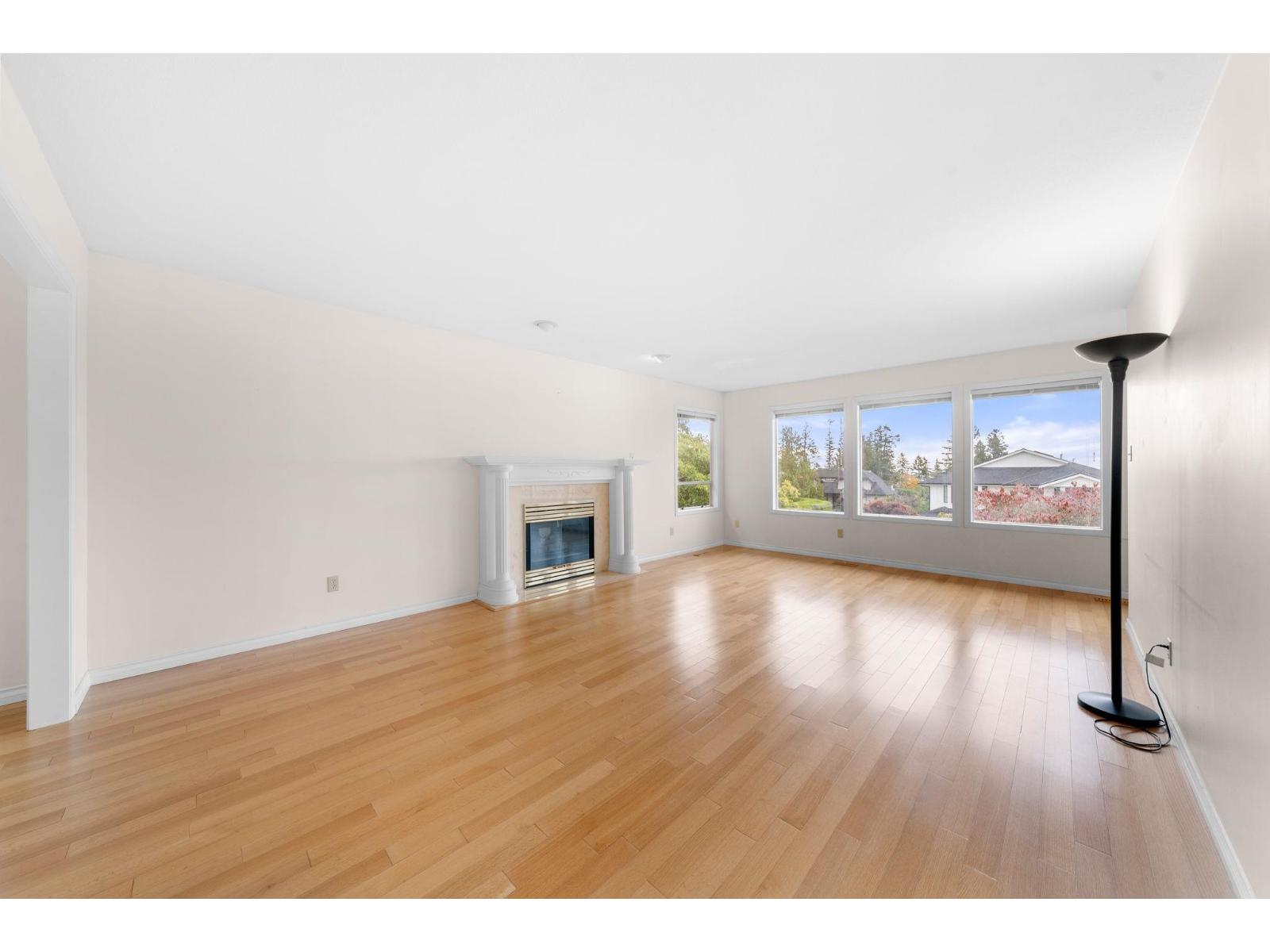 13395 14 Avenue, Surrey, British Columbia  V4A 9B7 - Photo 6 - R3061911