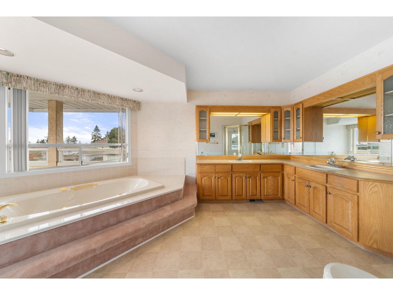 13395 14 Avenue, Surrey, British Columbia  V4A 9B7 - Photo 17 - R3061911