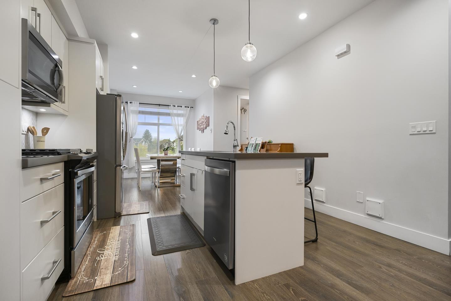 52 14541 Winter Crescent, Surrey, British Columbia  V4P 0G5 - Photo 4 - R3062083