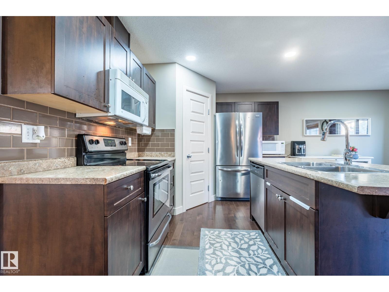 1692 Cunningham Wy Sw, Edmonton, Alberta  T6W 0W5 - Photo 8 - E4463648