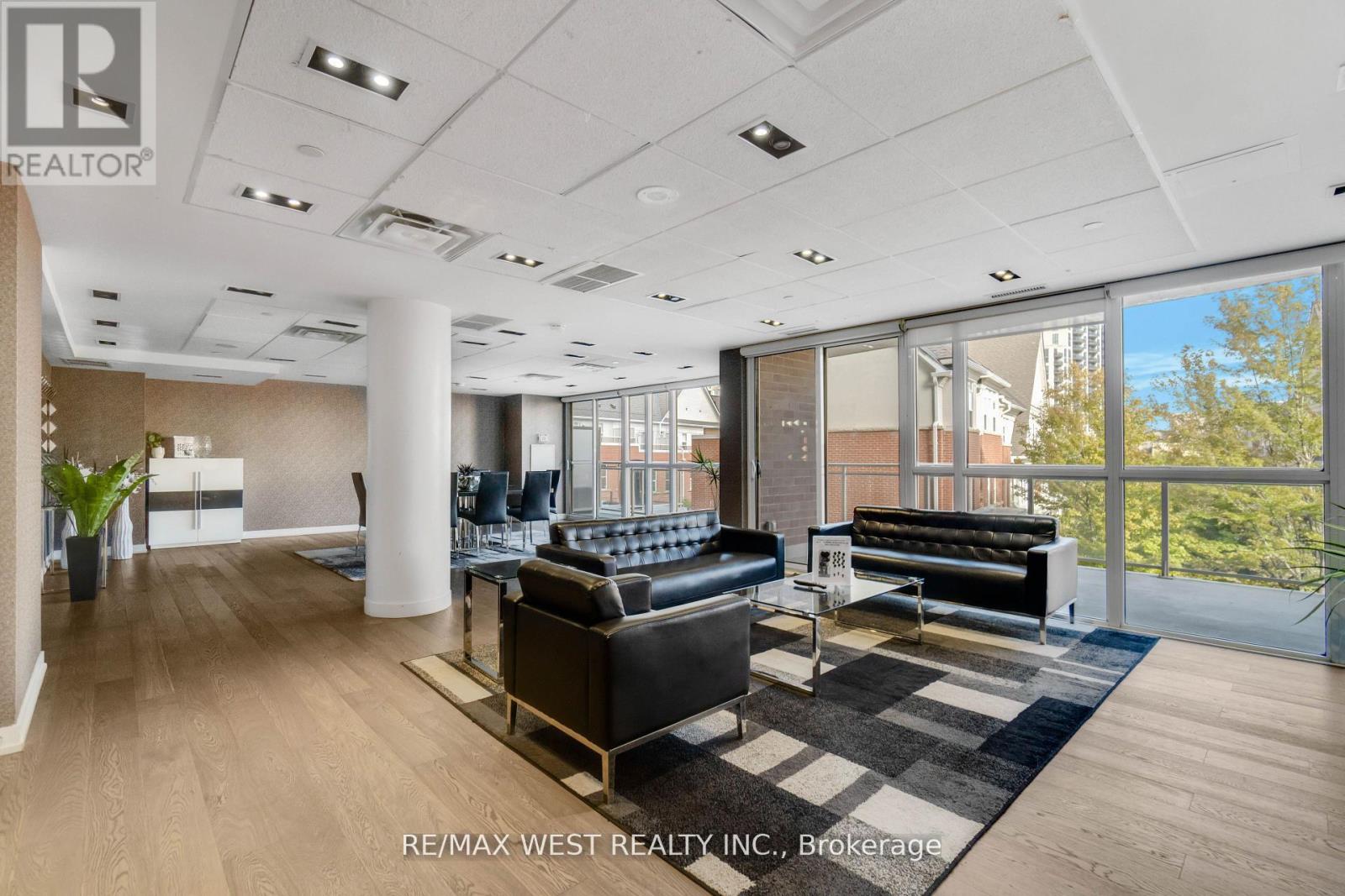 310 - 5101 Dundas Street W, Toronto, Ontario  M9A 5G8 - Photo 9 - W12484092