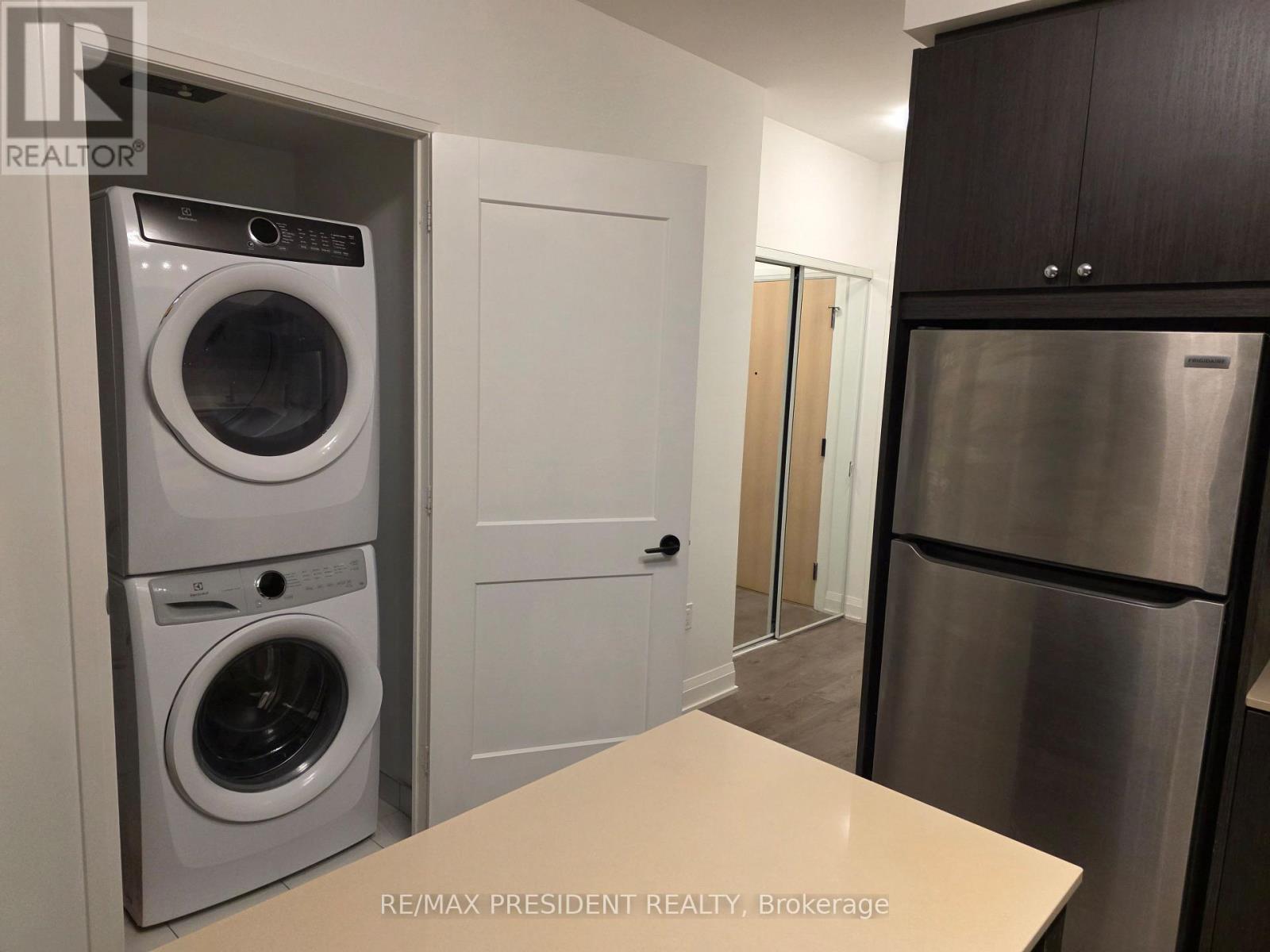 112 - 60 George Butchart Drive, Toronto, Ontario  M3K 2C5 - Photo 15 - W12484103
