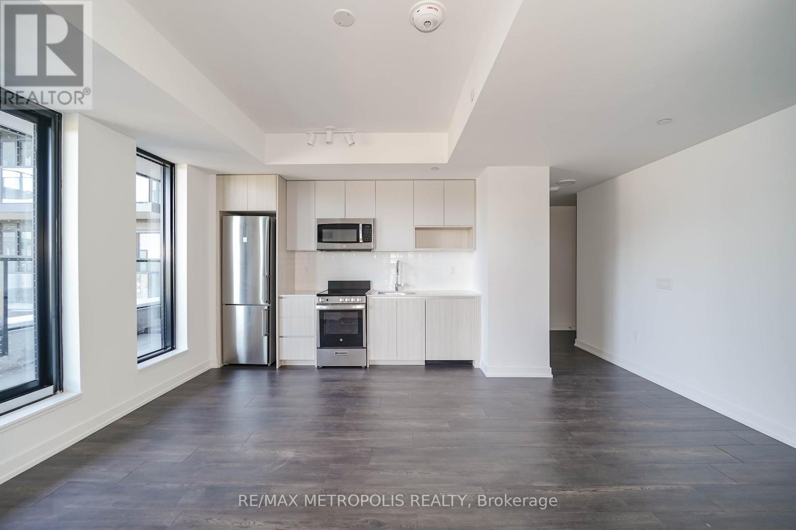 624 - 801 The Queensway, Toronto, Ontario  M6N 1K8 - Photo 11 - W12484104