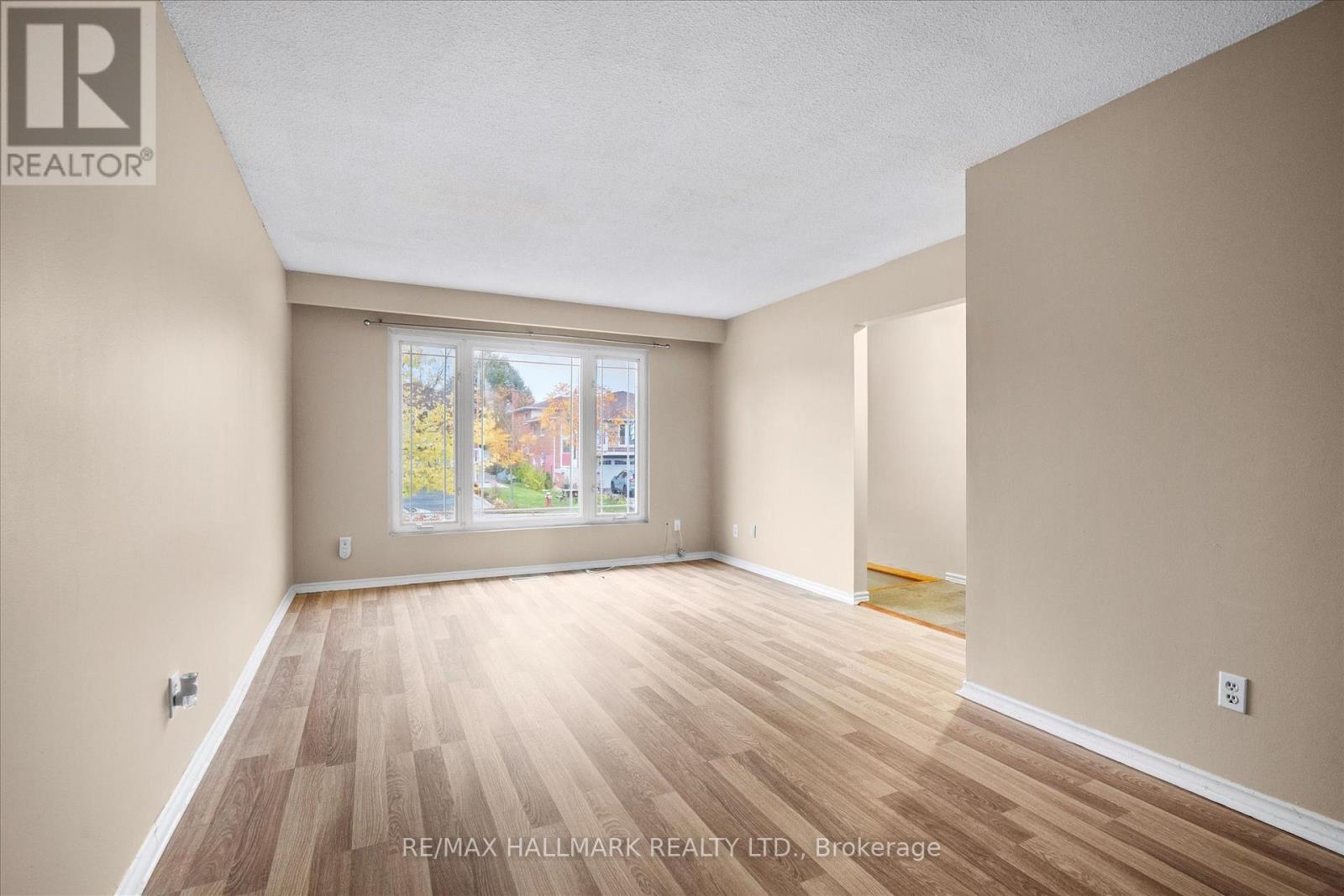 Upper - 80 Madison Street, Brampton, Ontario  L6S 3C5 - Photo 8 - W12484122