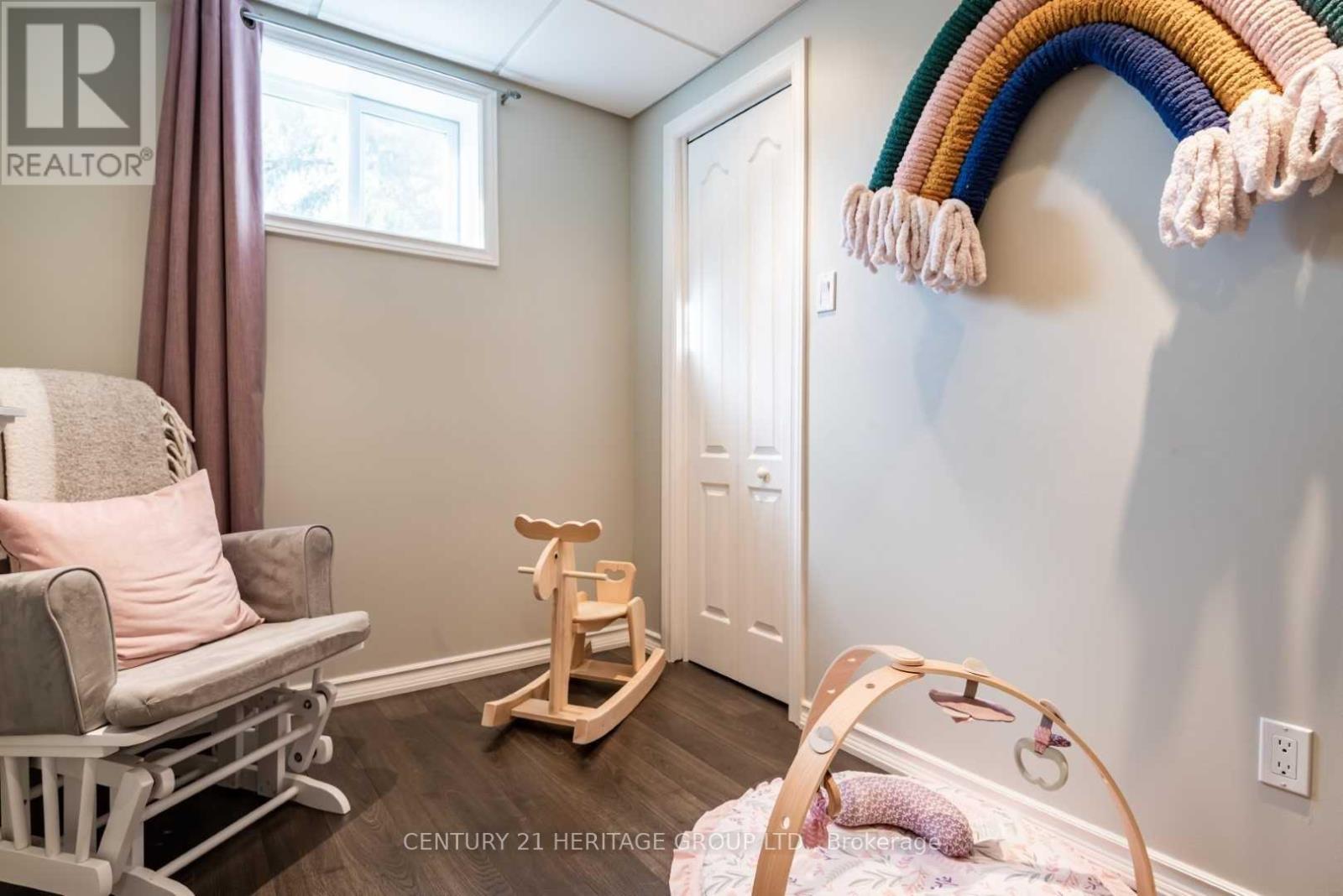 Lower - 239 Credit Creek Boulevard, Orangeville, Ontario  L9W 4M9 - Photo 5 - W12484138