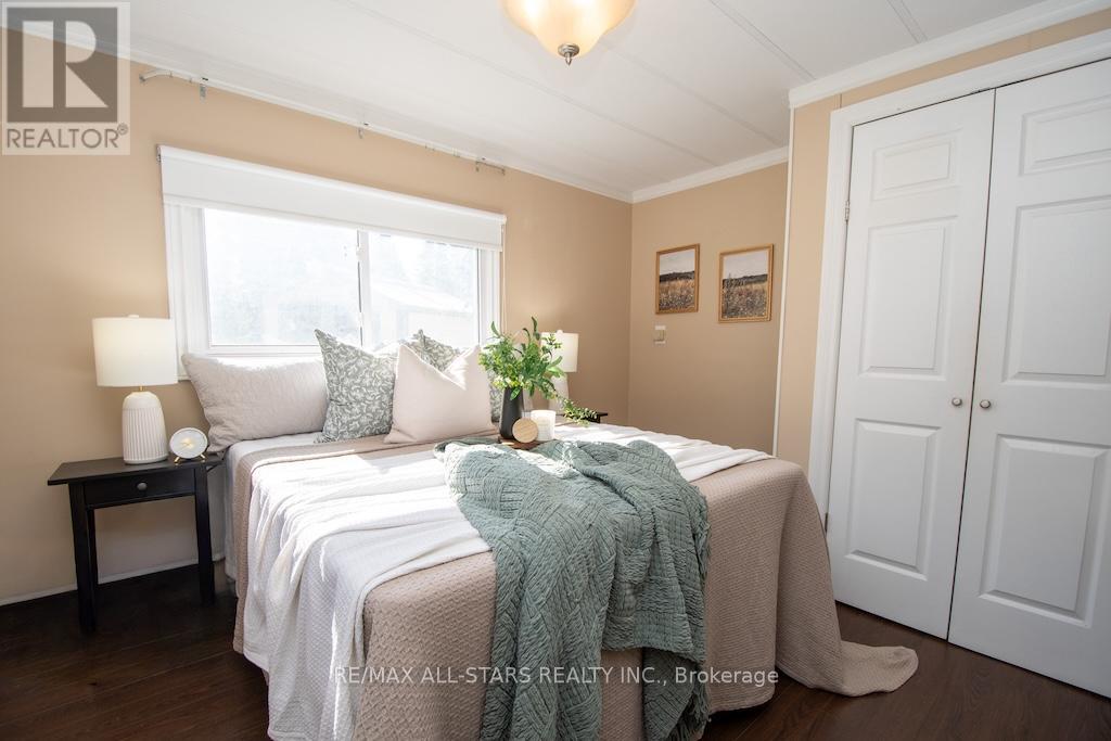 7 Marlene Drive, Kawartha Lakes, Ontario  L0A 1A0 - Photo 22 - X12368258