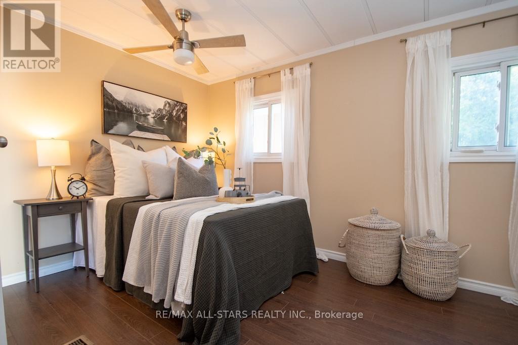 7 Marlene Drive, Kawartha Lakes, Ontario  L0A 1A0 - Photo 18 - X12368258