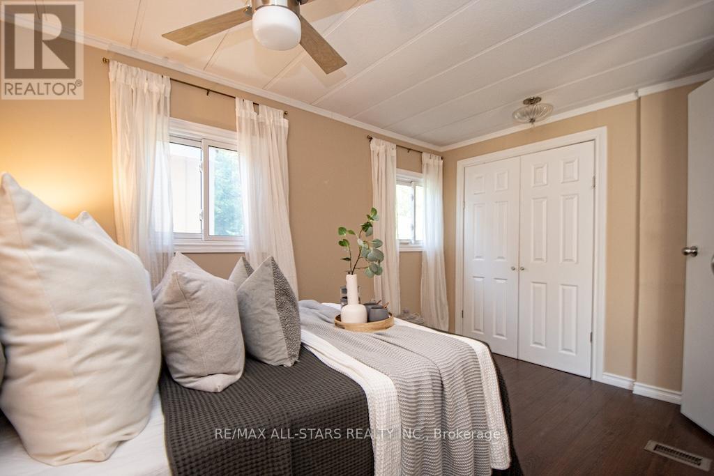 7 Marlene Drive, Kawartha Lakes, Ontario  L0A 1A0 - Photo 21 - X12368258