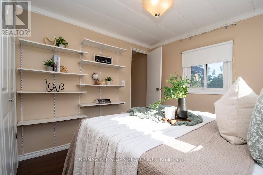 7 Marlene Drive, Kawartha Lakes, Ontario  L0A 1A0 - Photo 24 - X12368258