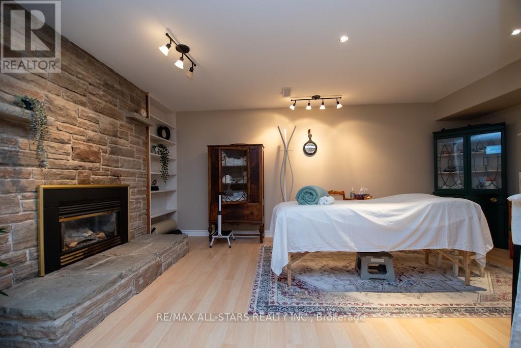 19 Adelaide Street S, Kawartha Lakes, Ontario  K9V 3J4 - Photo 28 - X12449576