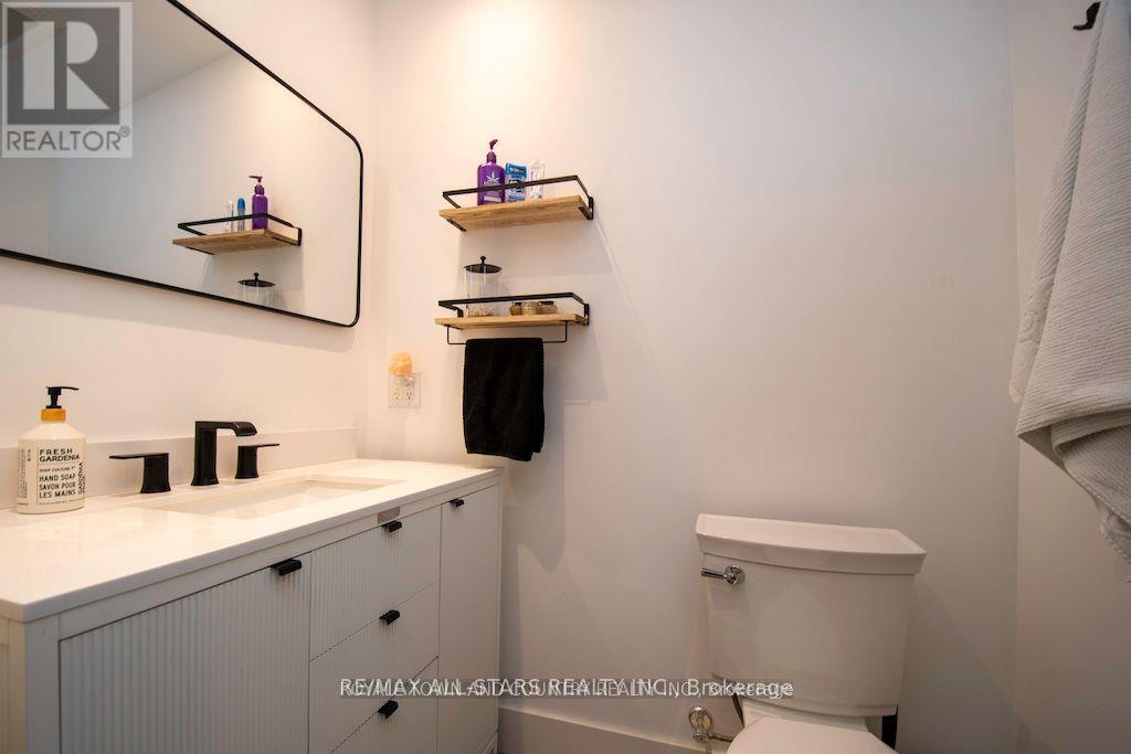 829 Peace Road, Kawartha Lakes, Ontario  K0L 2W0 - Photo 28 - X12453519