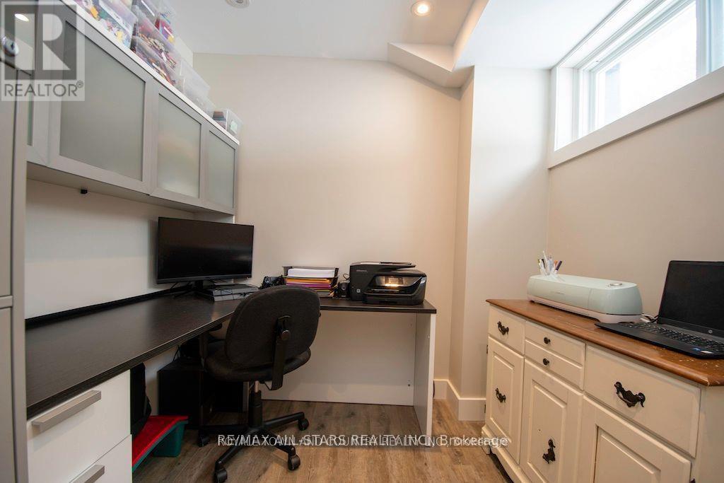 829 Peace Road, Kawartha Lakes, Ontario  K0L 2W0 - Photo 34 - X12453519