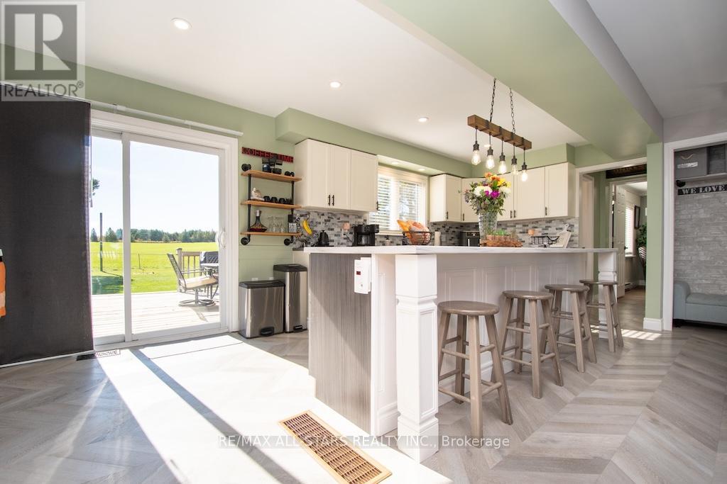 1412 7a Highway, Kawartha Lakes, Ontario  L0A 1A0 - Photo 14 - X12469045