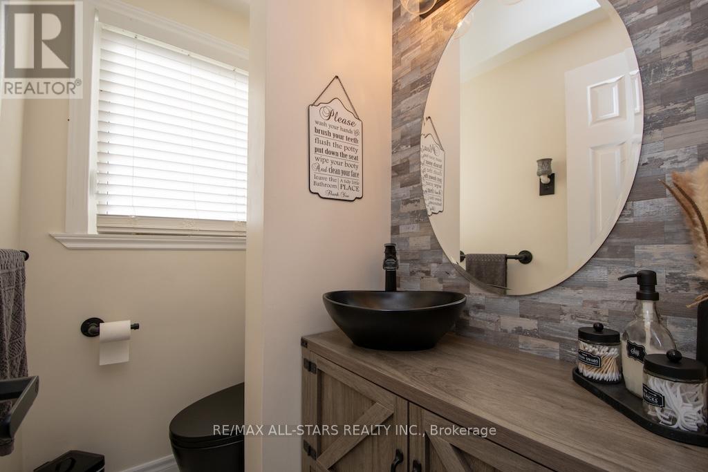 1412 7a Highway, Kawartha Lakes, Ontario  L0A 1A0 - Photo 24 - X12469045