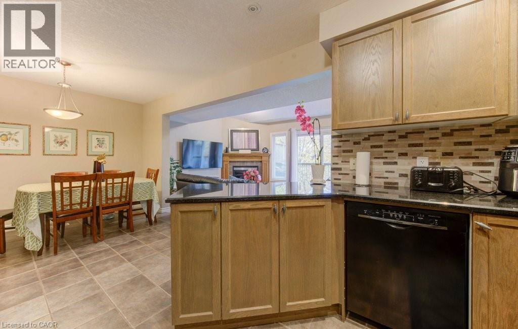 330 Dearborn Boulevard Unit# 7, Waterloo, Ontario  N2J 4Y9 - Photo 12 - 40781871