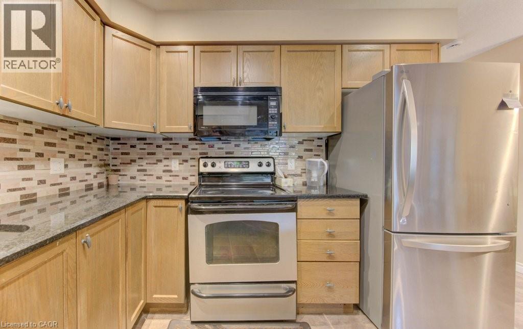 330 Dearborn Boulevard Unit# 7, Waterloo, Ontario  N2J 4Y9 - Photo 13 - 40781871