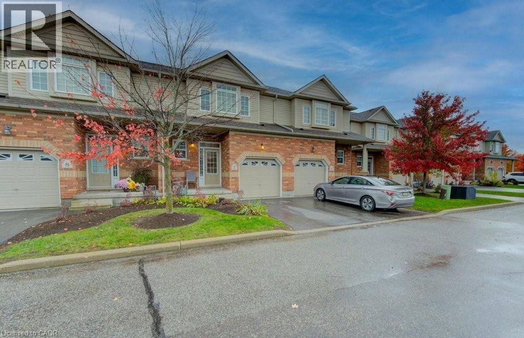 330 Dearborn Boulevard Unit# 7, Waterloo, Ontario  N2J 4Y9 - Photo 3 - 40781871