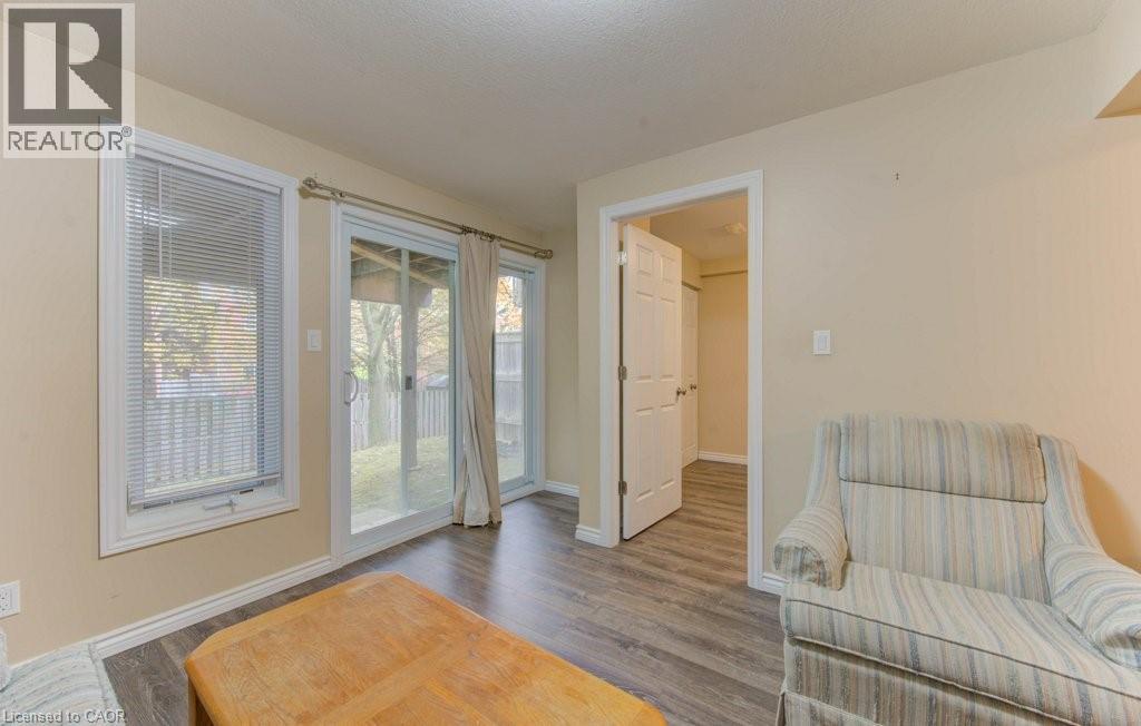 330 Dearborn Boulevard Unit# 7, Waterloo, Ontario  N2J 4Y9 - Photo 30 - 40781871
