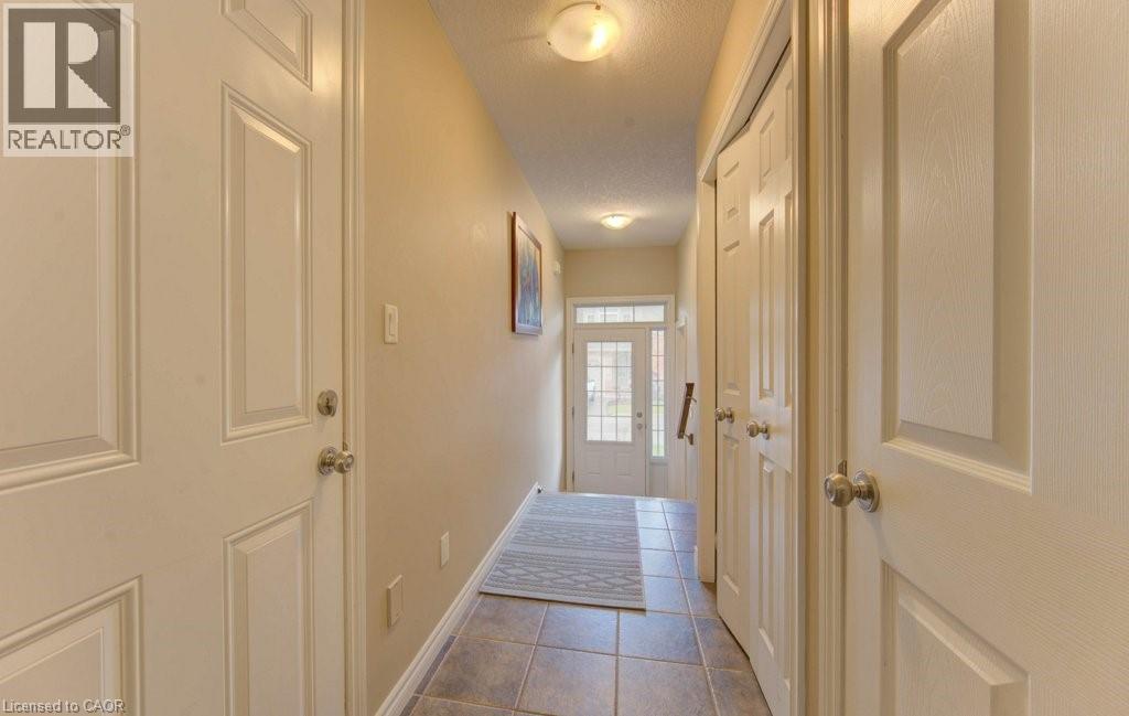 330 Dearborn Boulevard Unit# 7, Waterloo, Ontario  N2J 4Y9 - Photo 5 - 40781871