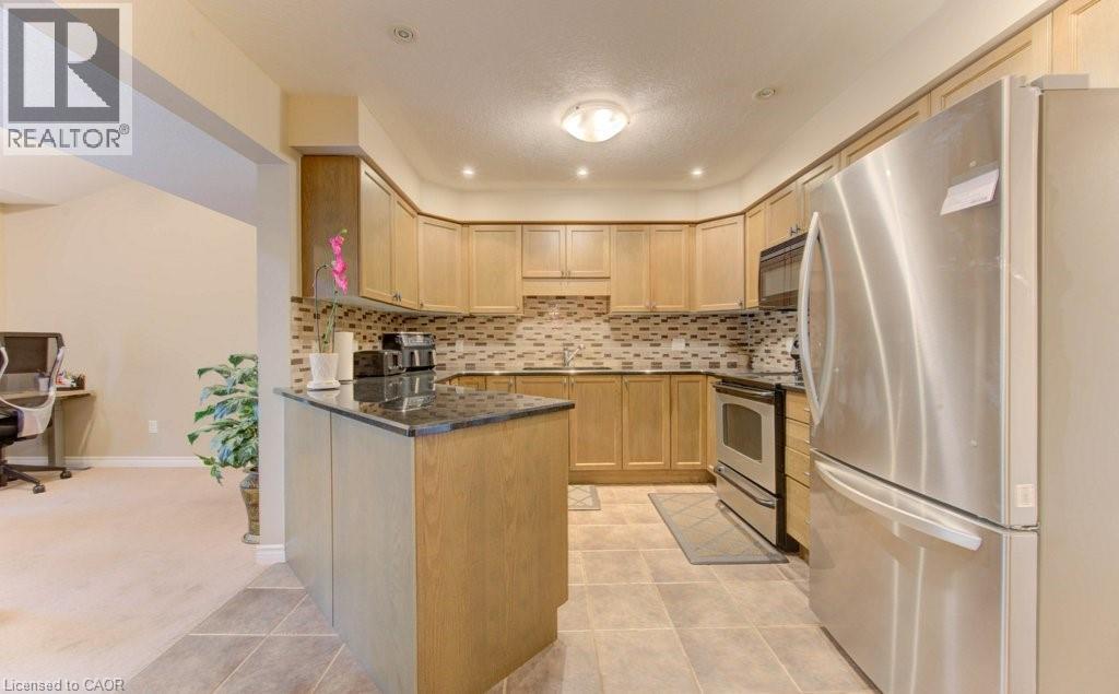 330 Dearborn Boulevard Unit# 7, Waterloo, Ontario  N2J 4Y9 - Photo 9 - 40781871
