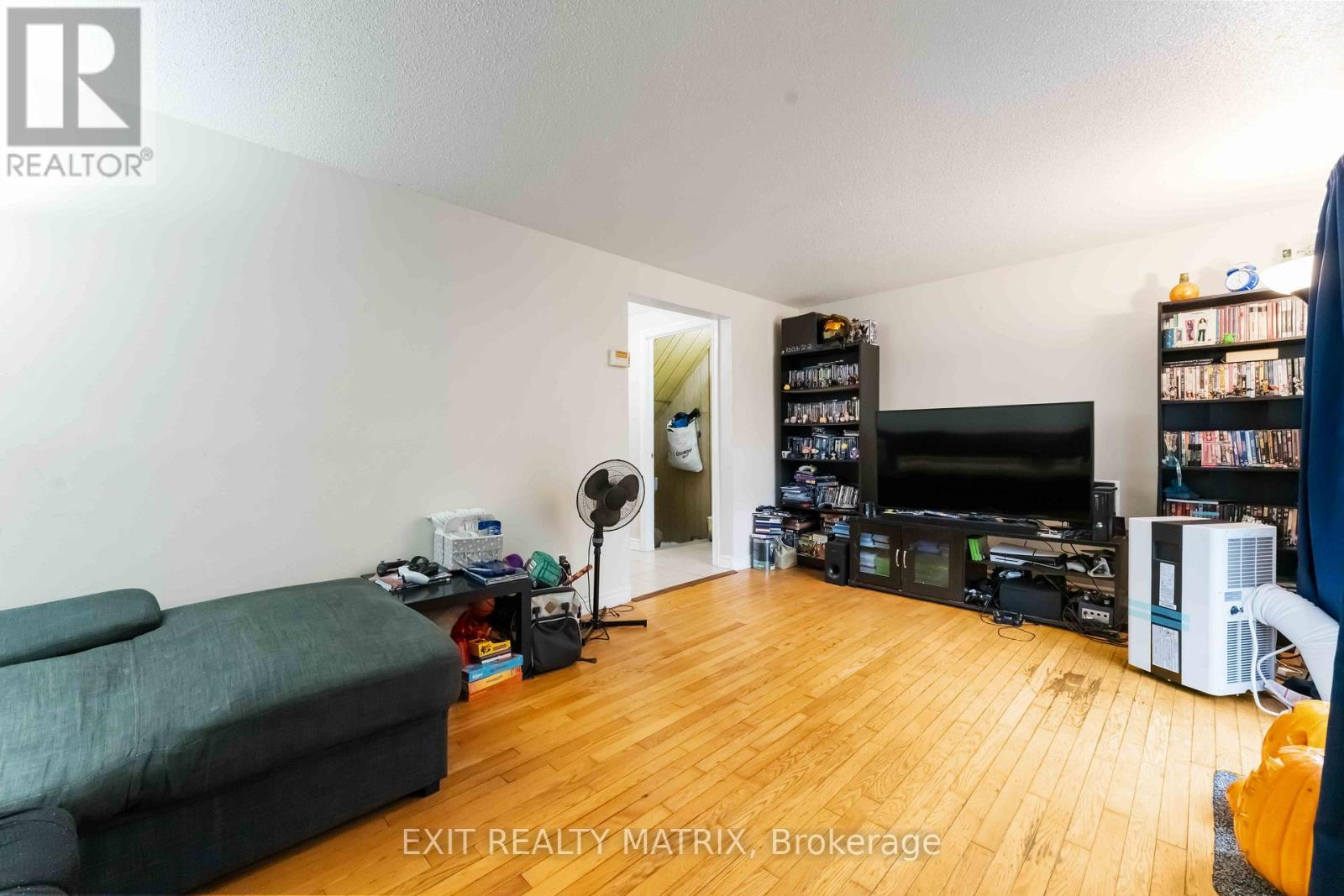 B - 1468 Heatherington Road, Ottawa, Ontario  K1V 6S1 - Photo 12 - X12450789