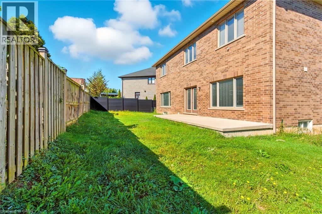 43 Riesling Court, Hamilton, Ontario  L8G 0B4 - Photo 44 - 40774334