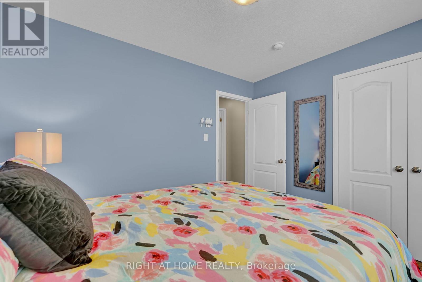 211 Hardcastle Drive, Cambridge, Ontario  N1S 0A8 - Photo 22 - X12484123