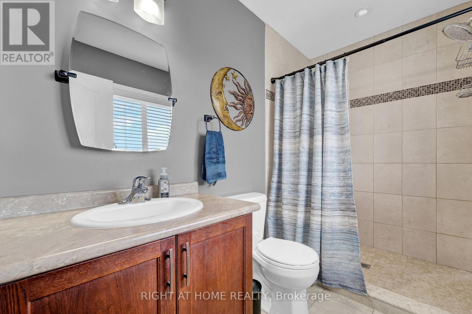 211 Hardcastle Drive, Cambridge, Ontario  N1S 0A8 - Photo 25 - X12484123