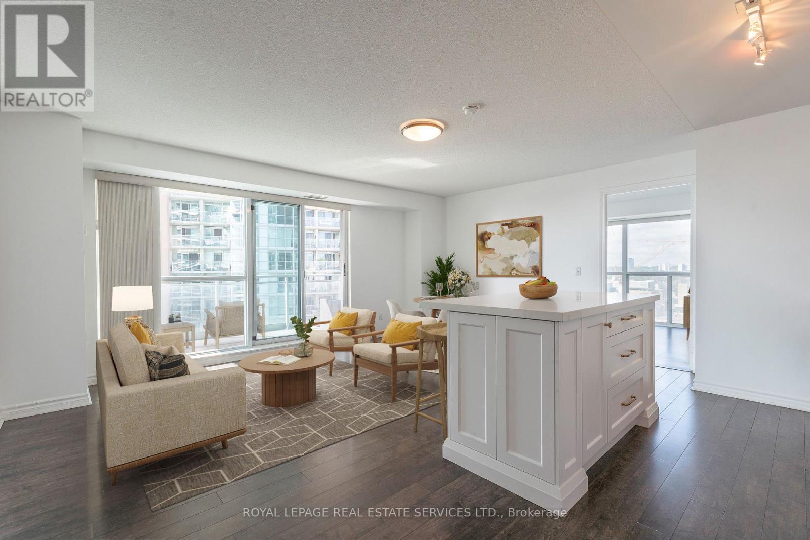 1807 - 100 Western Battery Road, Toronto, Ontario  M6K 3S2 - Photo 2 - C12484145