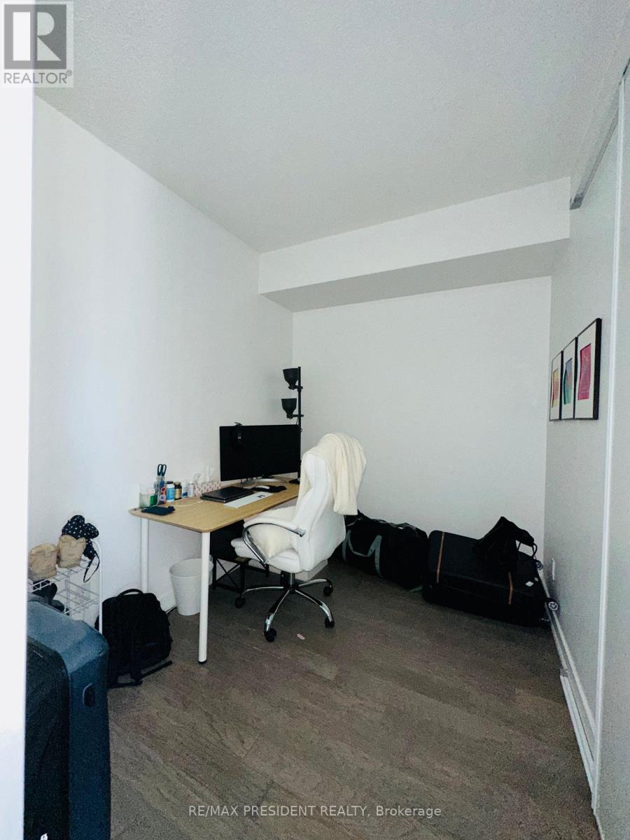 2805 - 33 Charles Street E, Toronto, Ontario  M4Y 0A2 - Photo 11 - C12484171