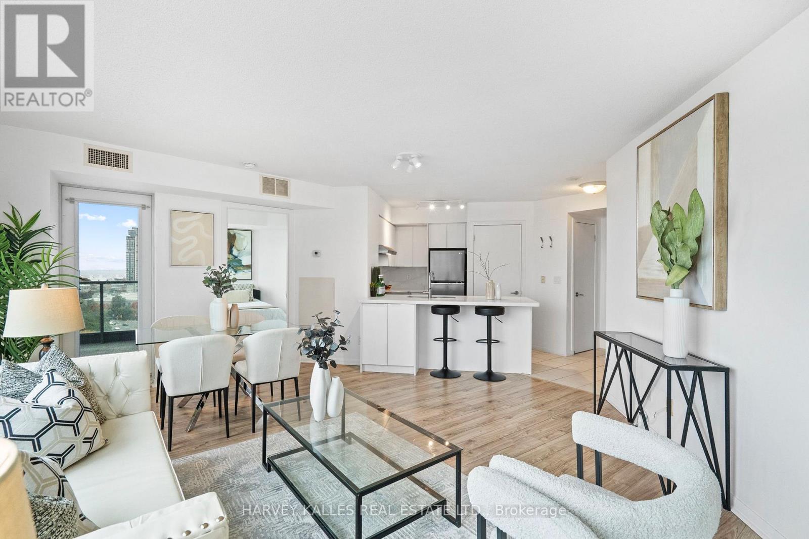 1608 - 219 Fort York Boulevard, Toronto, Ontario  M5V 1B1 - Photo 14 - C12484184