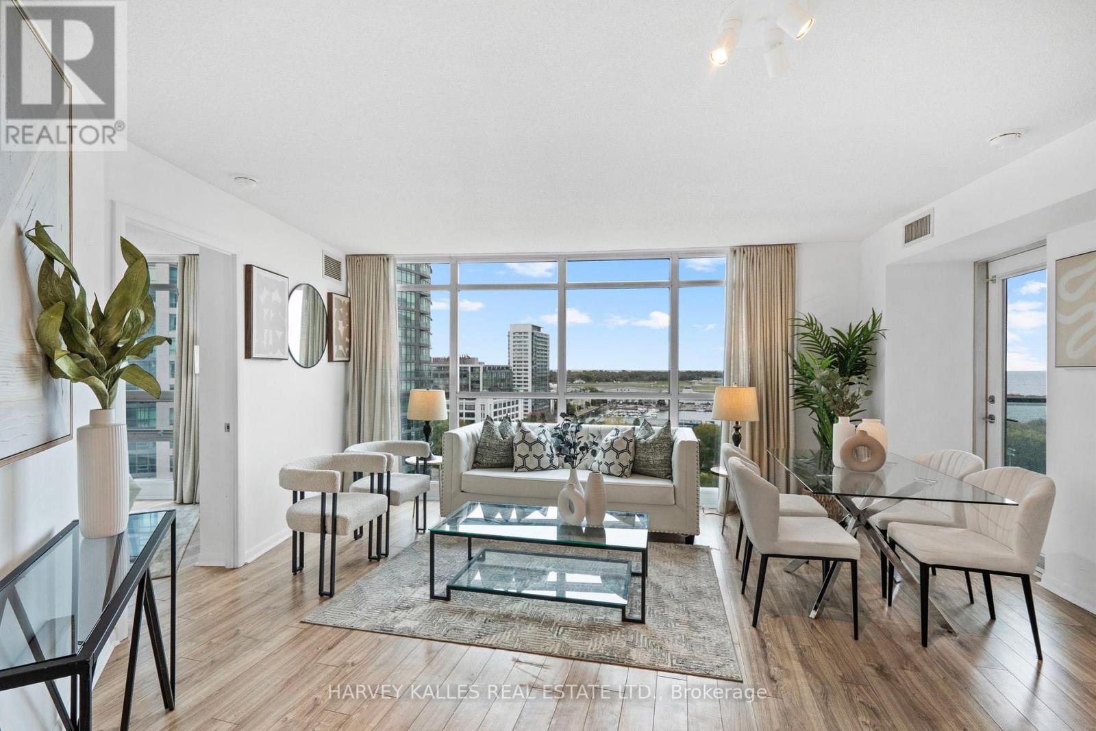 1608 - 219 Fort York Boulevard, Toronto, Ontario  M5V 1B1 - Photo 7 - C12484184