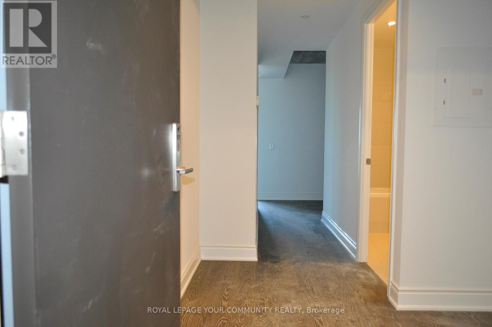 801 - 608 Richmond Street W, Toronto, Ontario  M5V 1Y9 - Photo 4 - C12484198