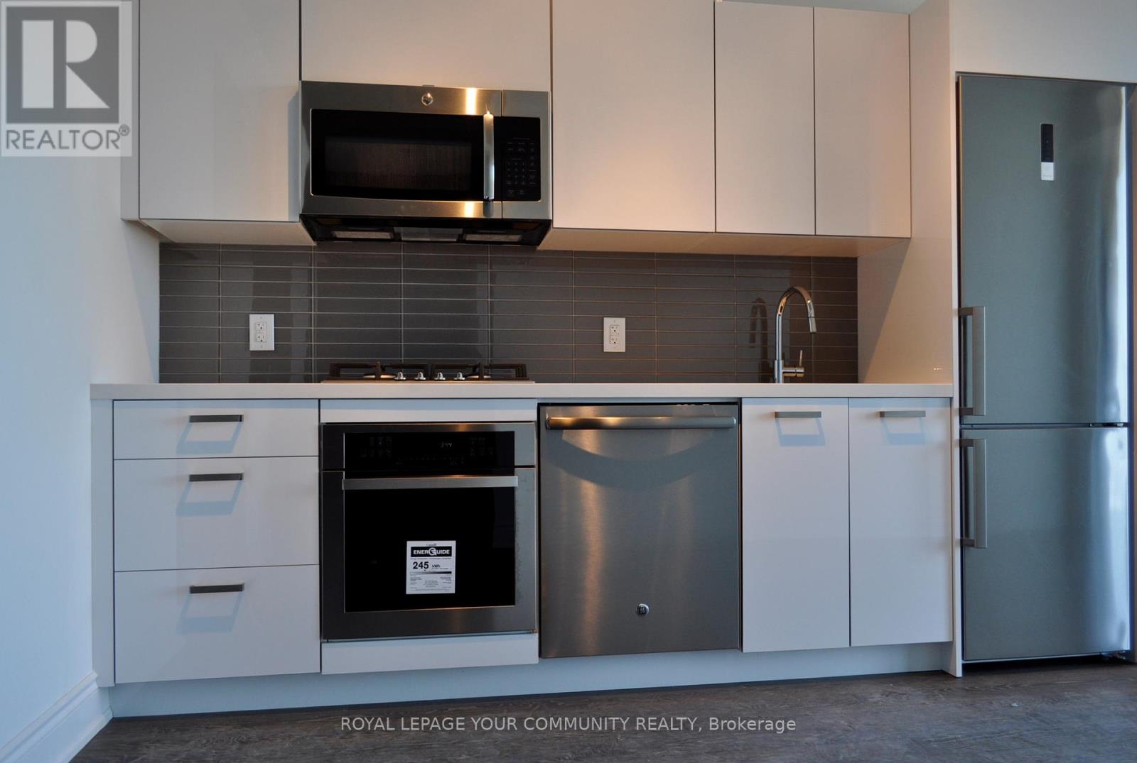 801 - 608 Richmond Street W, Toronto, Ontario  M5V 1Y9 - Photo 6 - C12484198