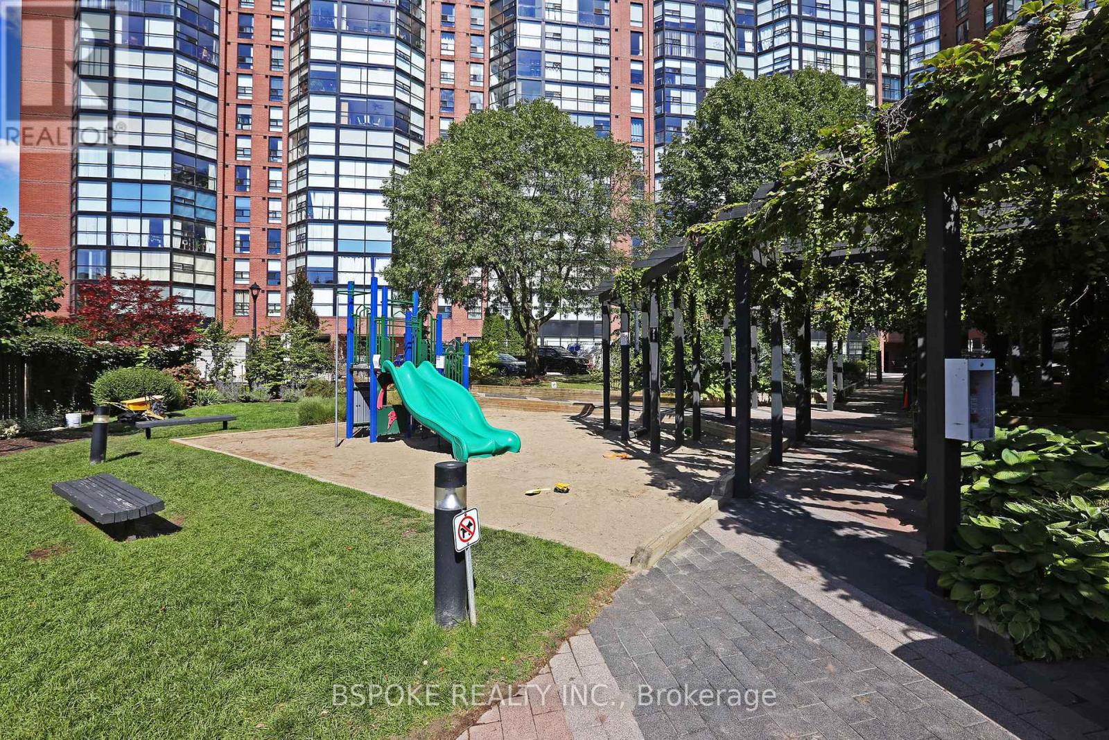 307 - 701 King Street W, Toronto, Ontario  M5V 2W7 - Photo 27 - C12484228