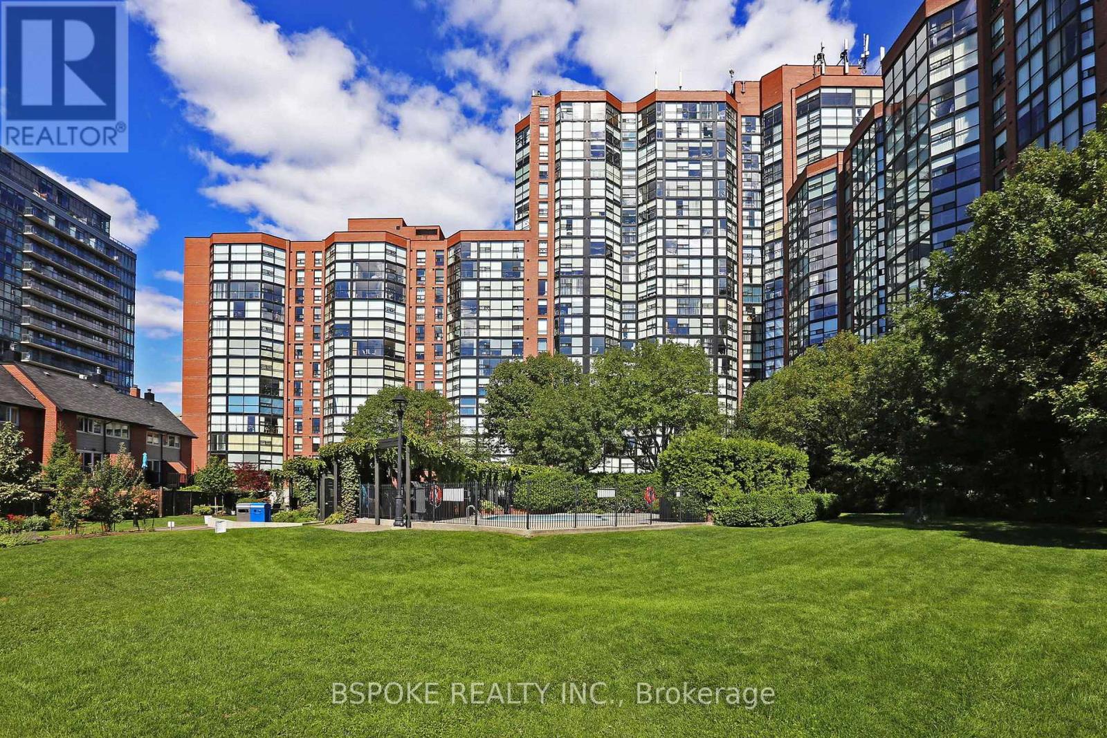 307 - 701 King Street W, Toronto, Ontario  M5V 2W7 - Photo 3 - C12484228