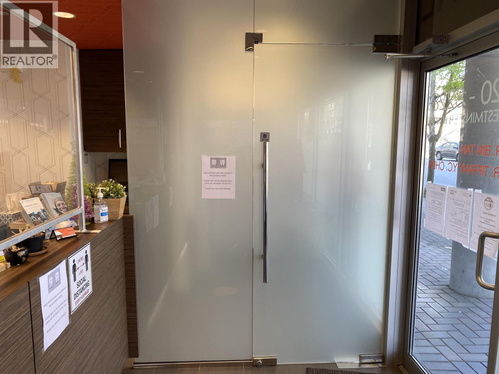 Listing Picture 23 of 40 : 120 8228 WESTMINSTER HIGHWAY, Richmond / 烈治文 - 魯藝地產 Yvonne Lu Group - MLS Medallion Club Member