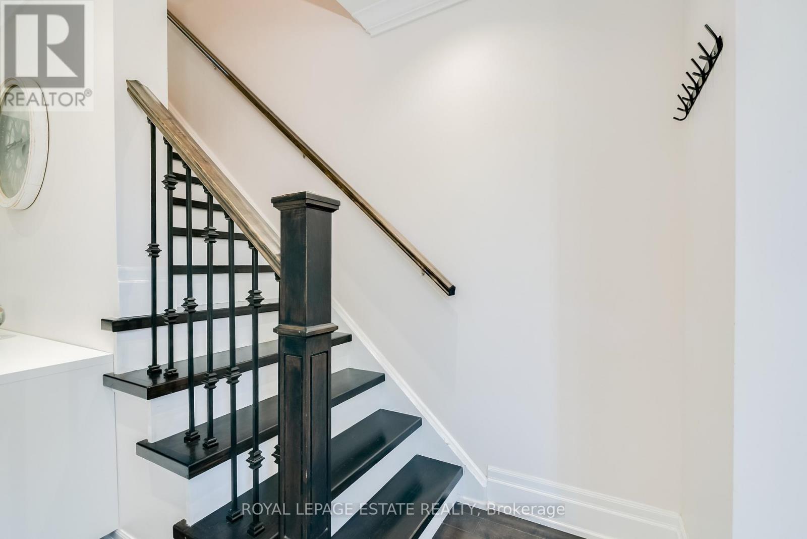Main & Upper - 141 South Edgely Avenue, Toronto, Ontario  M1N 3L3 - Photo 19 - E12484181